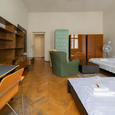 Wroblewskiego Street Apartamento