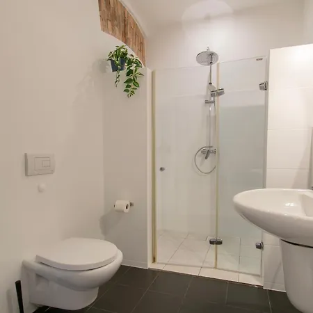 Wroblewskiego Street * Krakau